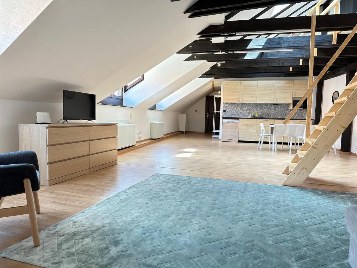 Michalska Residences บราติสลาวา ภายนอก รูปภาพ